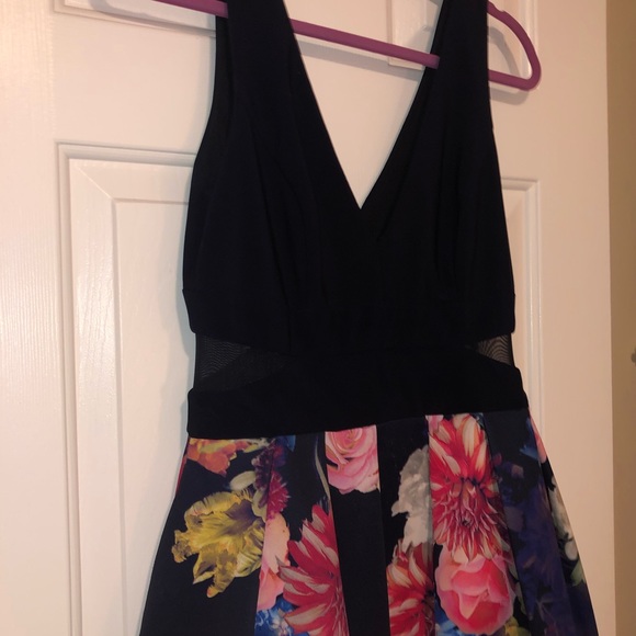 Cocktail dress - Picture 2 of 4